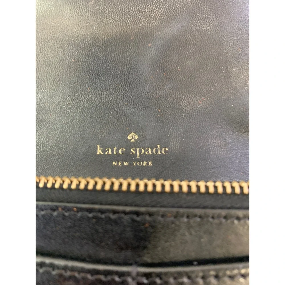 Kate Spade New York Black Leather Kerri Crossbody Wallet Clutch Bag Gold Logo